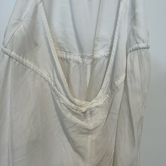 RHYTHM White linen jumpsuit with open back size XL like new - Picture 4 of 9